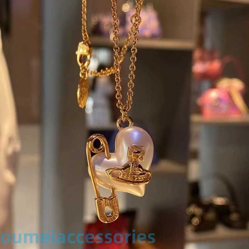 Collier en chaîne d'amour en or