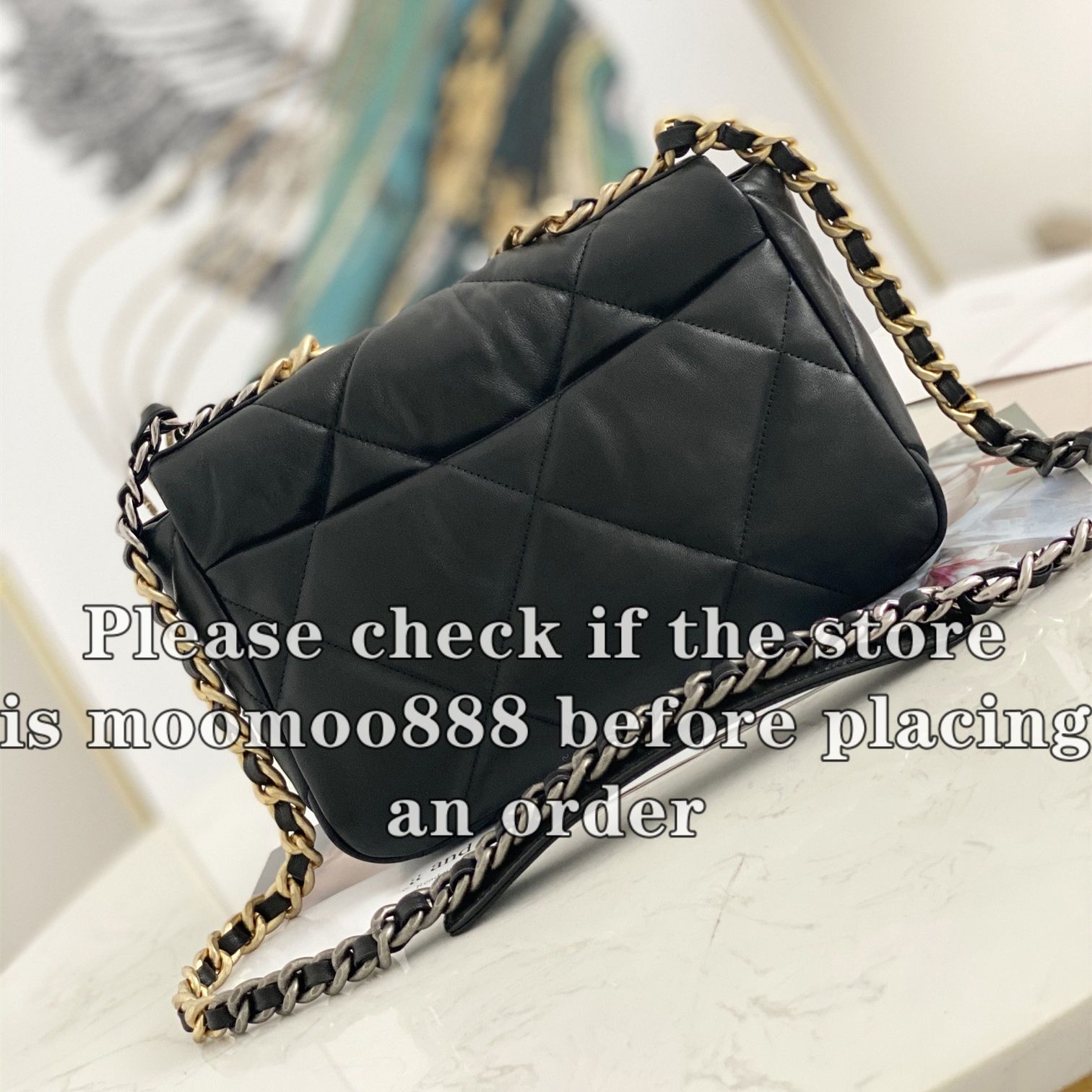 Black (Store:moomoo888)