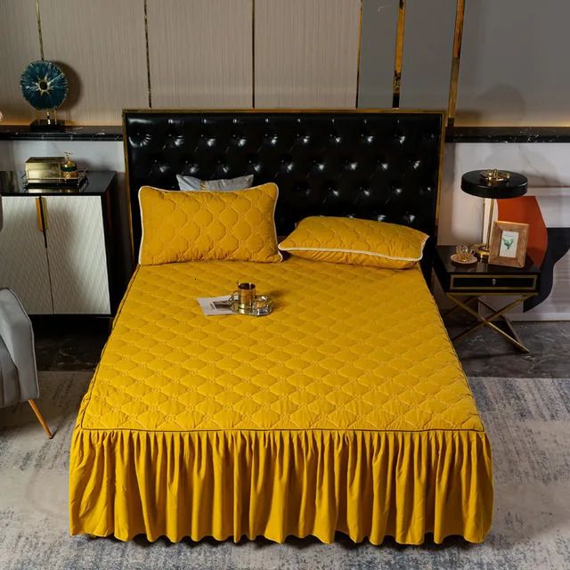 bed skirt-turmeric