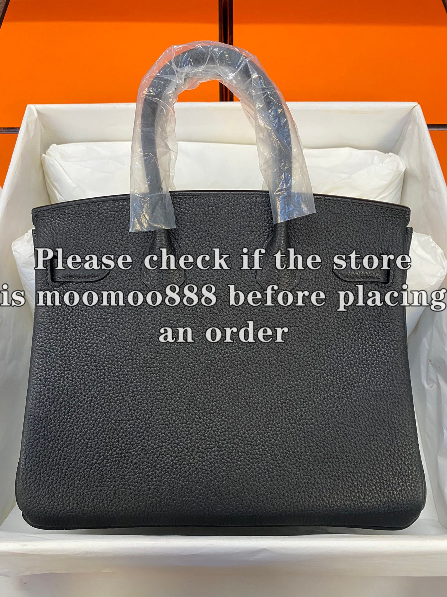 Black (Store:moomoo888)