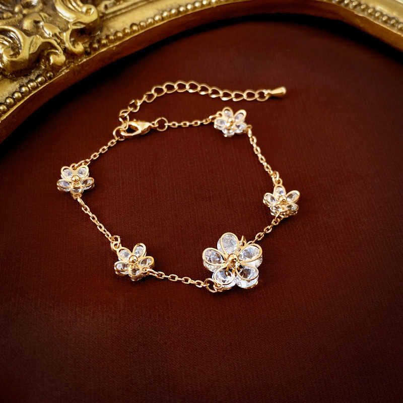 18# Bracelet - Fleur Zircon Doré