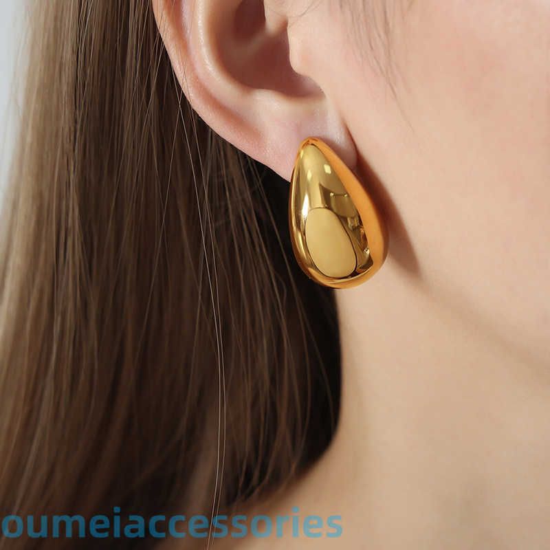 F1081 Bright Gold Earrings