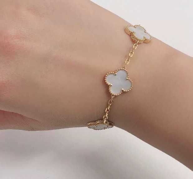 Vit Shell Pure Five Flower Armband