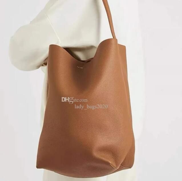 As Pic 16-Brown-Large