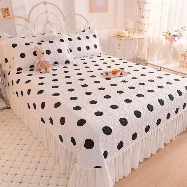 24-Bedspread 260x245cm