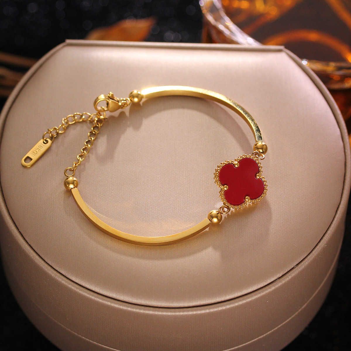 Bracelet F704 - Coquillage Rouge Doré