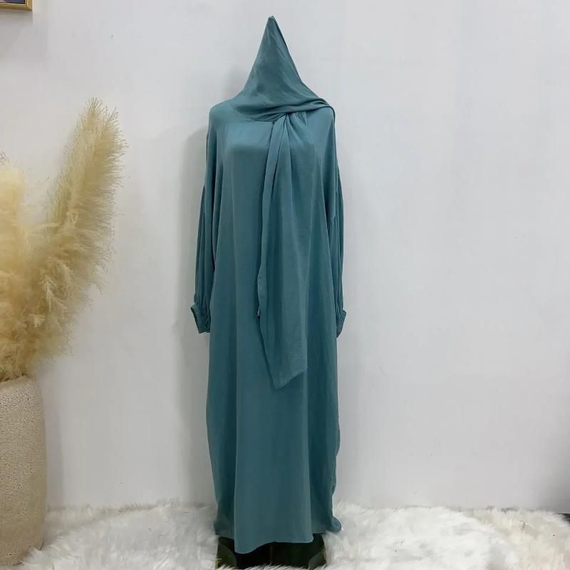 1 mintgrüne Abaya