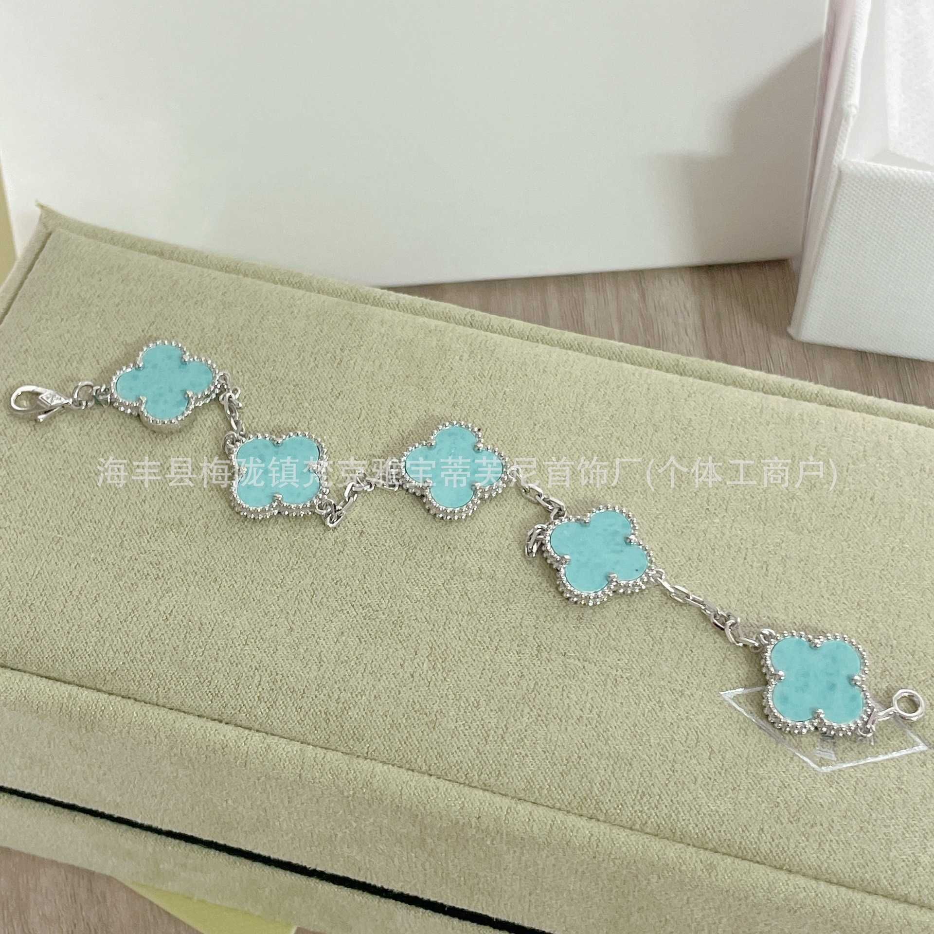 turquoise platine