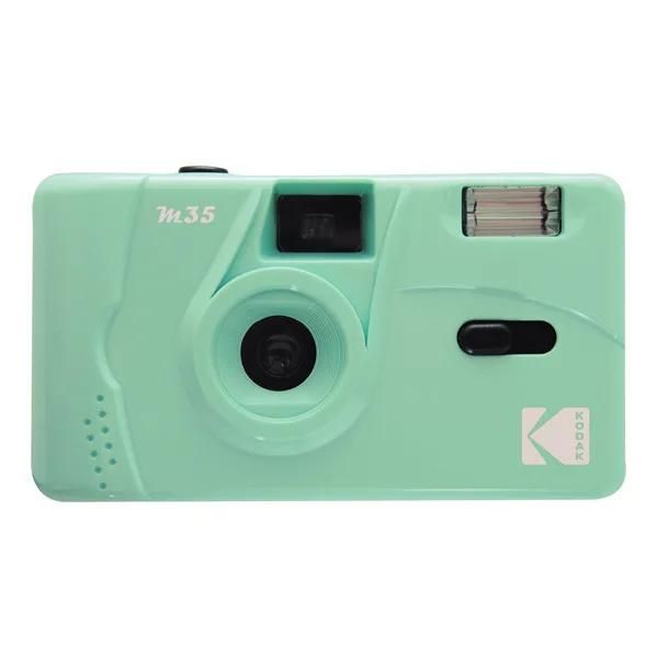 Colore: verde M35. Dimensioni: standard della fotocamera