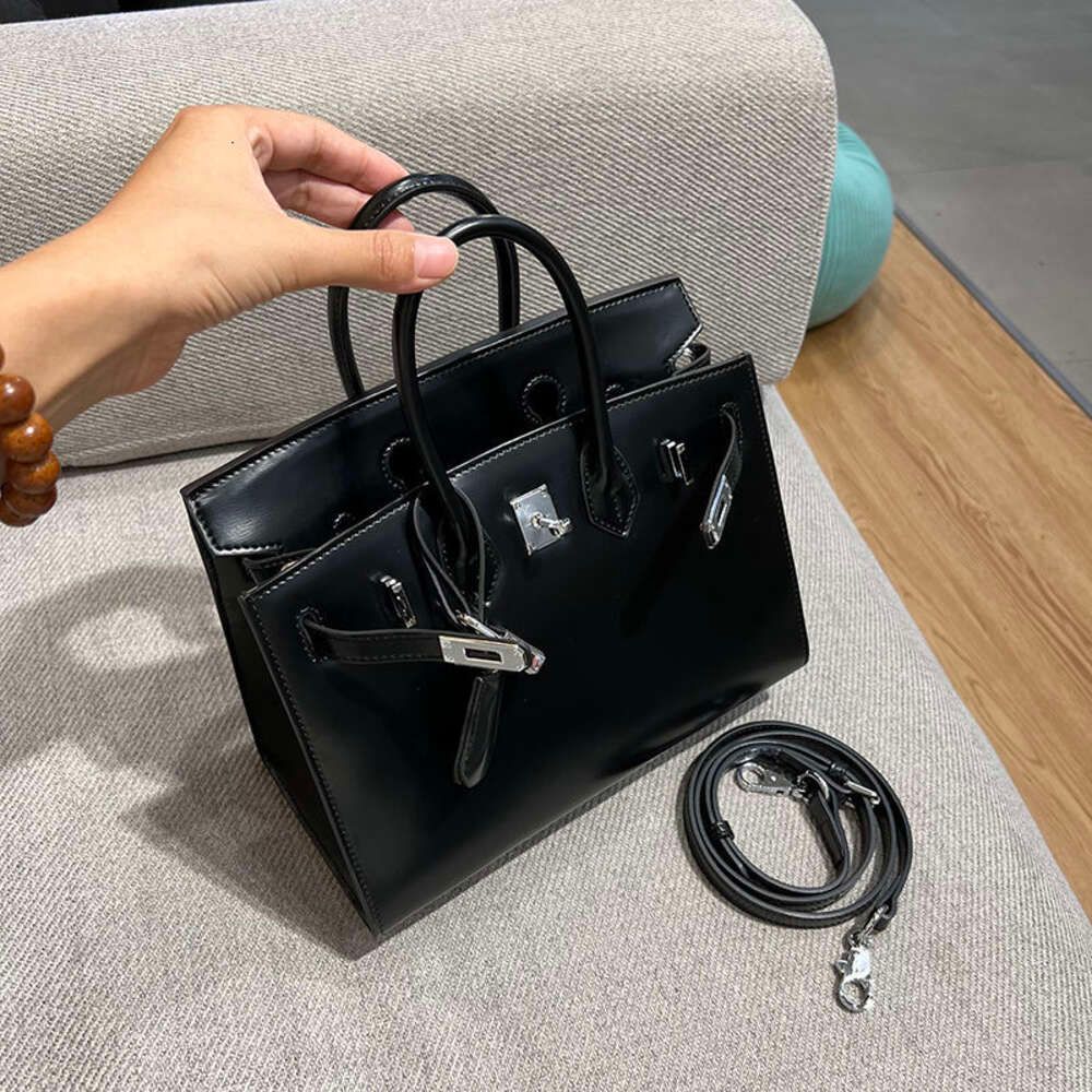 Black H25cm Black Box Leather (thin