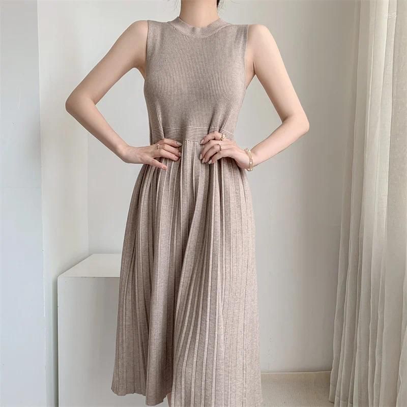 Khakifarbenes Tanktop-Kleid