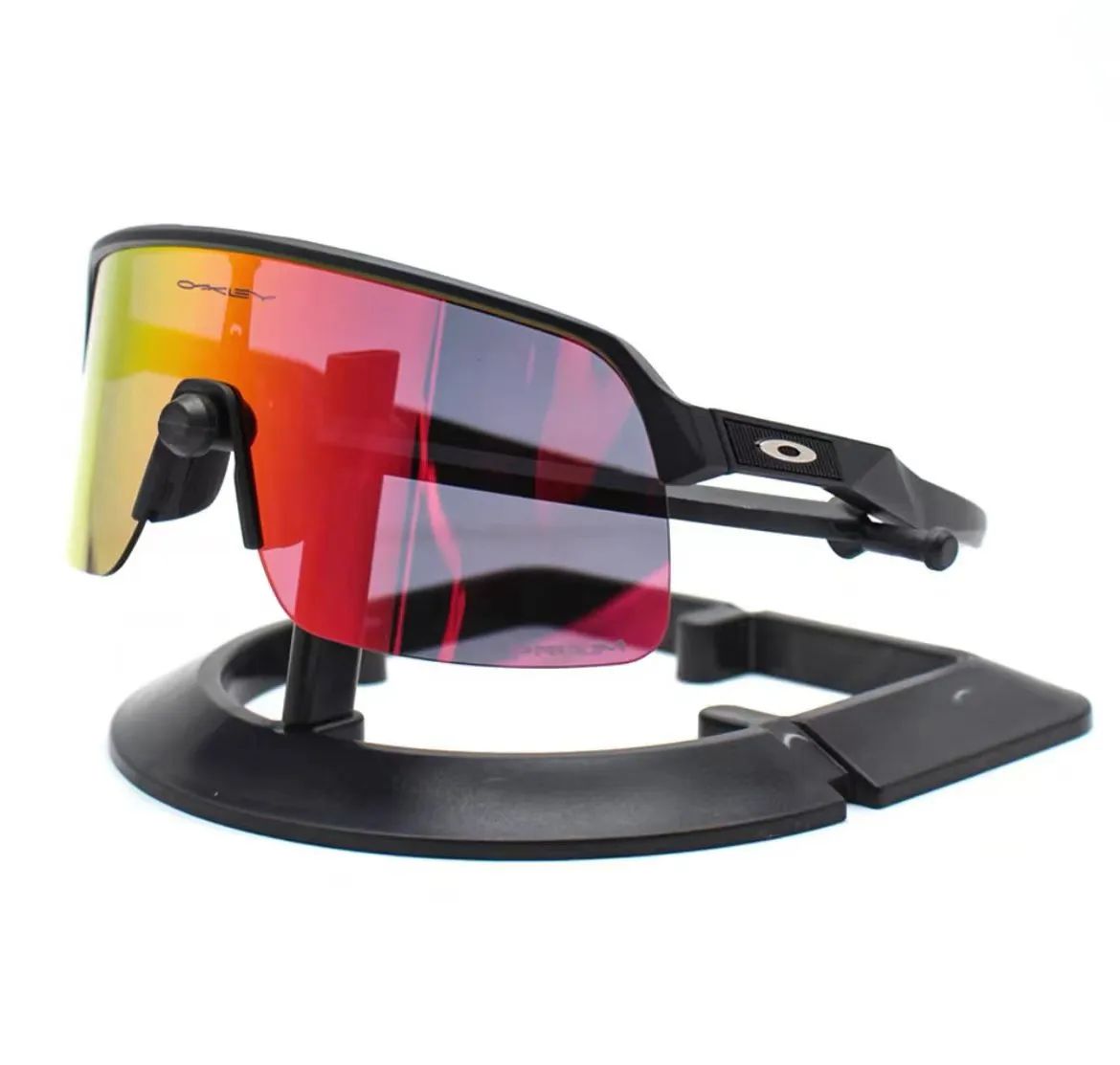 9436 Black Frame Red Lens