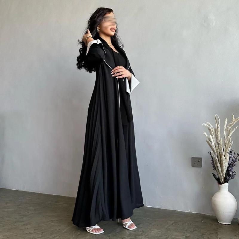 S Black Abaya