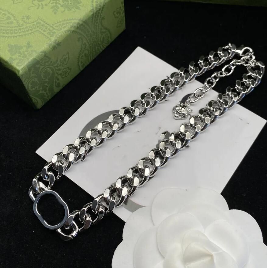 4-silverhalsband