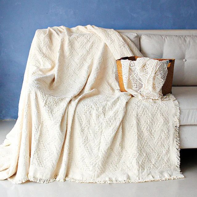 N1 White Blanket