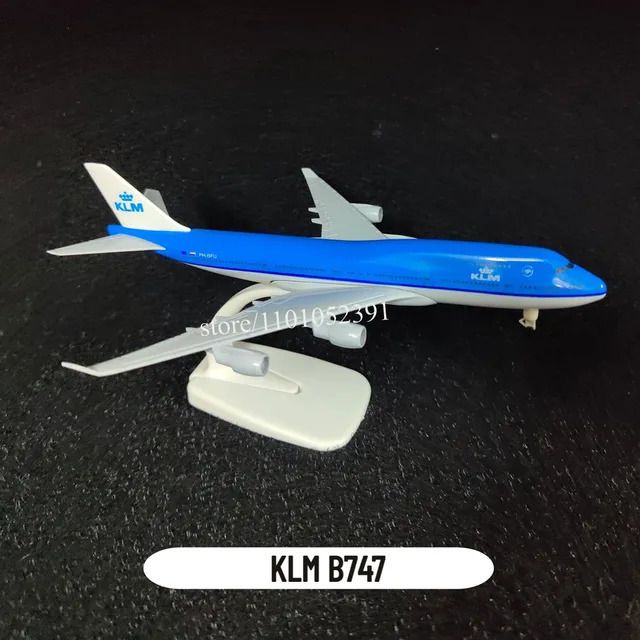 T20。 KLM B747