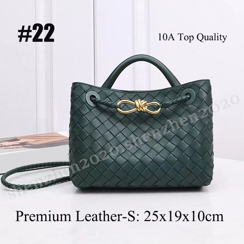#22 Top Leather (25x19x10cm)