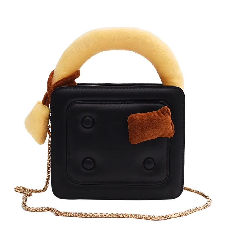 black shoulder bag