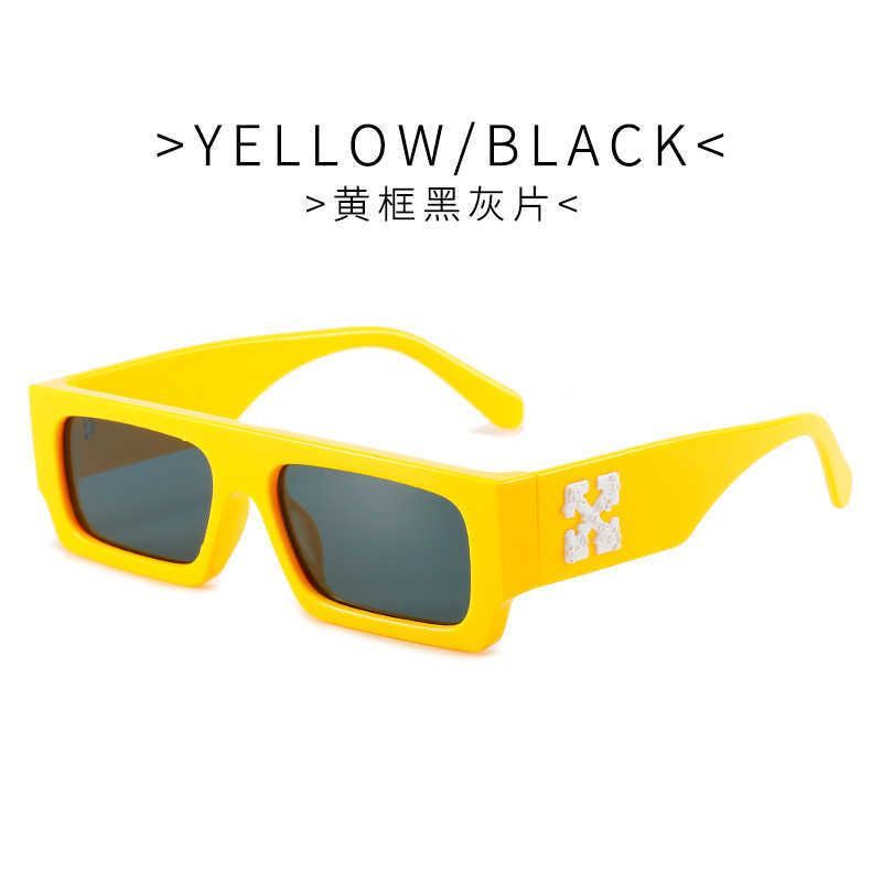 c6 jaune cadre noir gris patch
