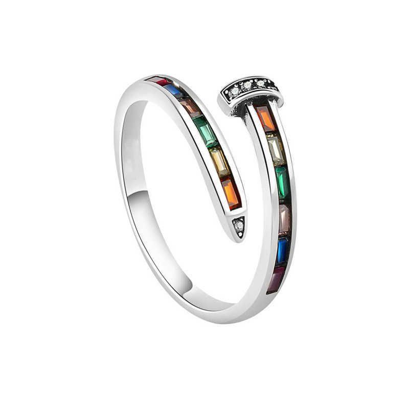 Bague à ongles en zirconium couleur platine