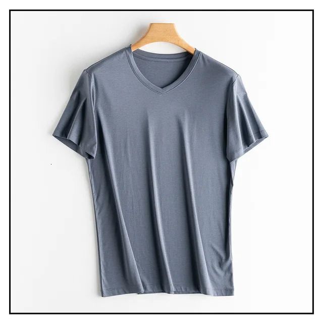 carbone V Neck