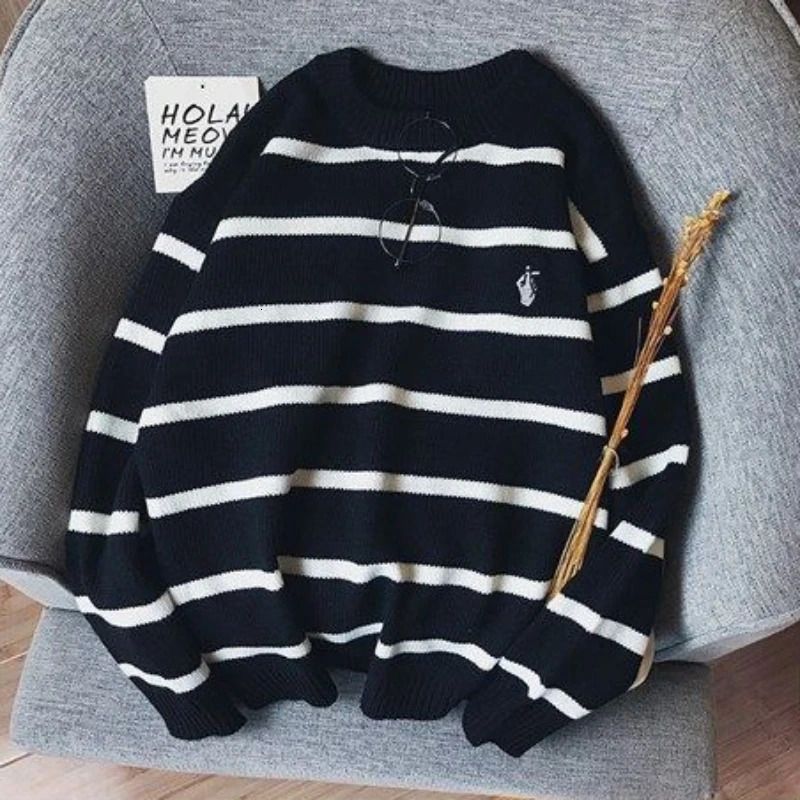 318 black sweater