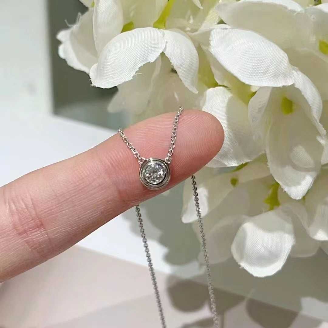 Single Diamond Ufo Necklace - Platinum