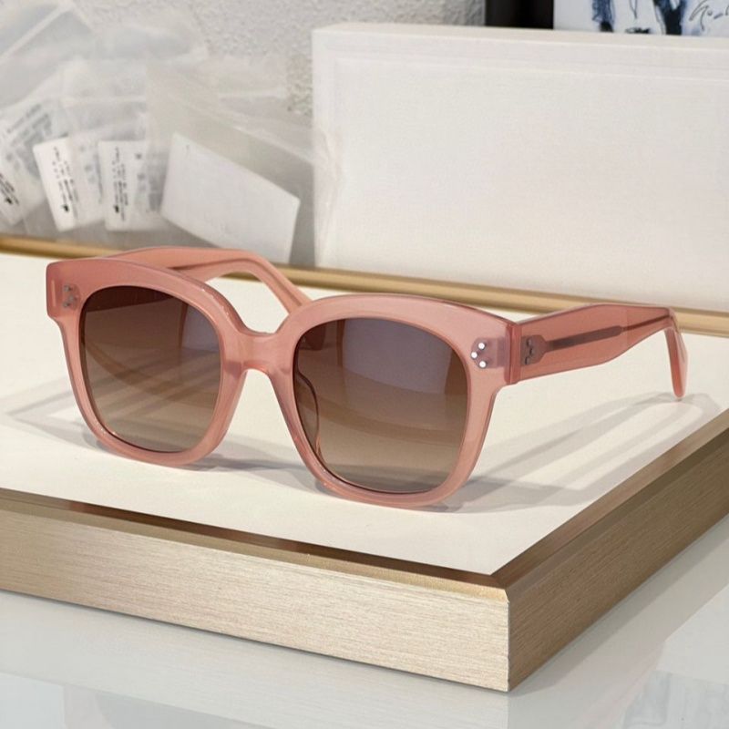 pink frame Gradient brown lens