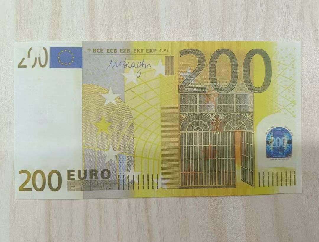 200 euros