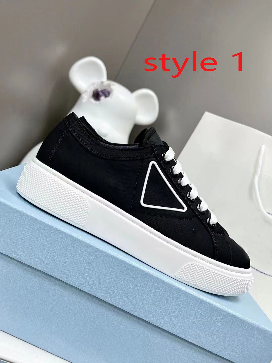 style 1 Black
