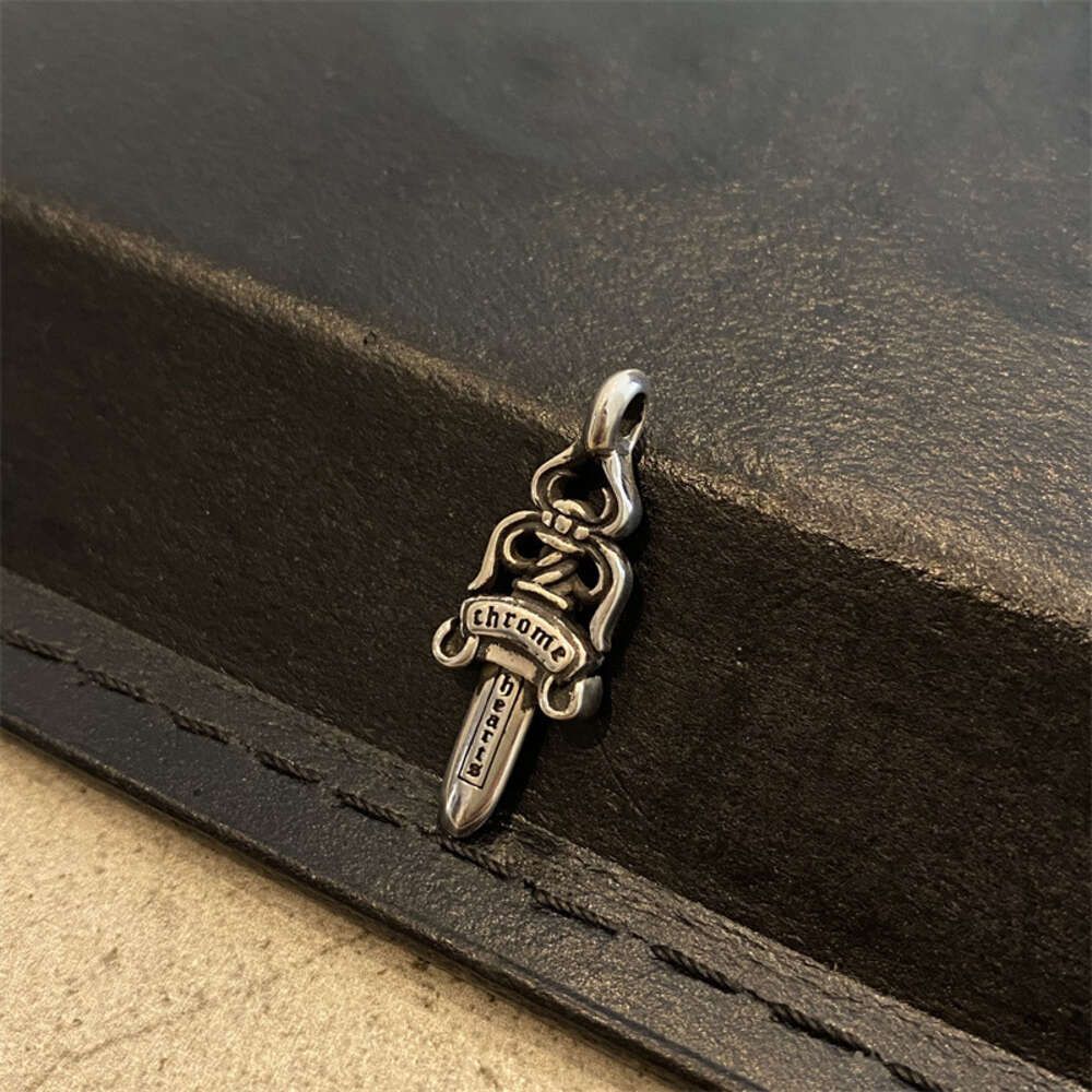 Ring Less Sword Single Pendant-925 Sil