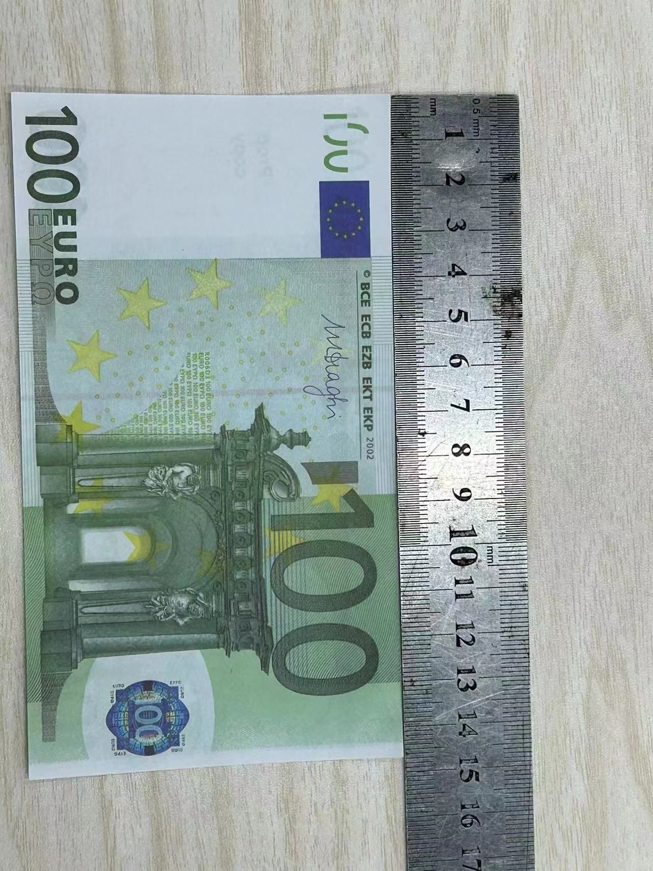 100 euro