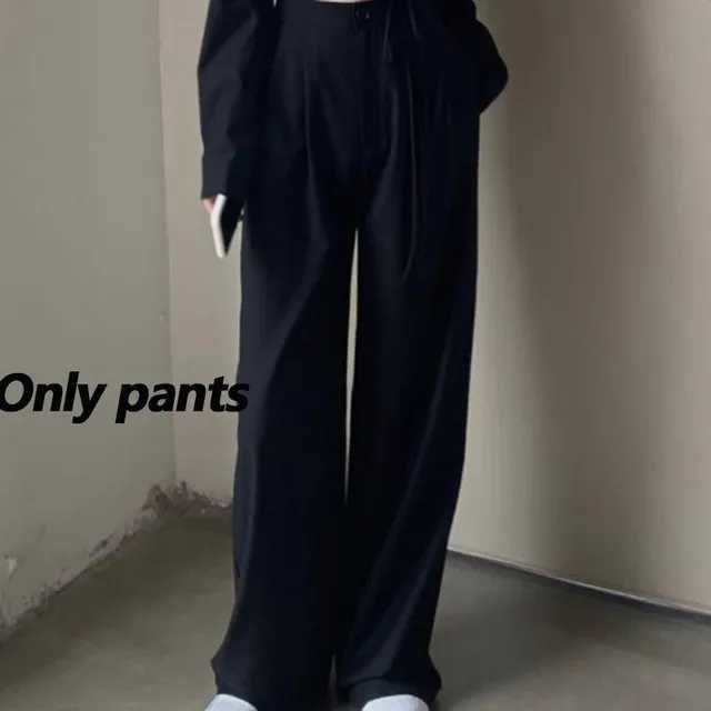 1 pantalon noir