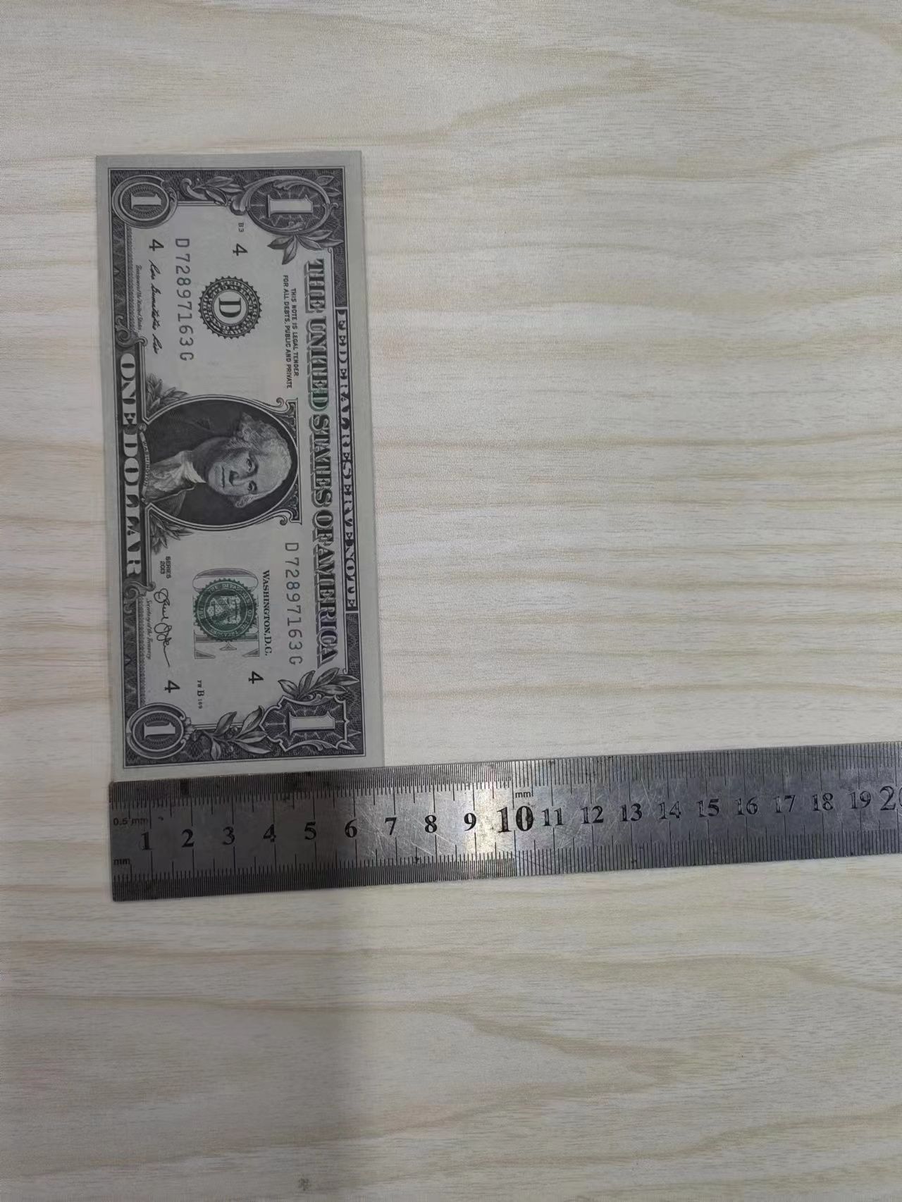 1 dollar