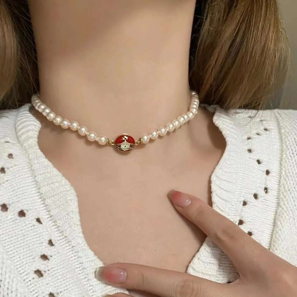 Collier aimant rouge