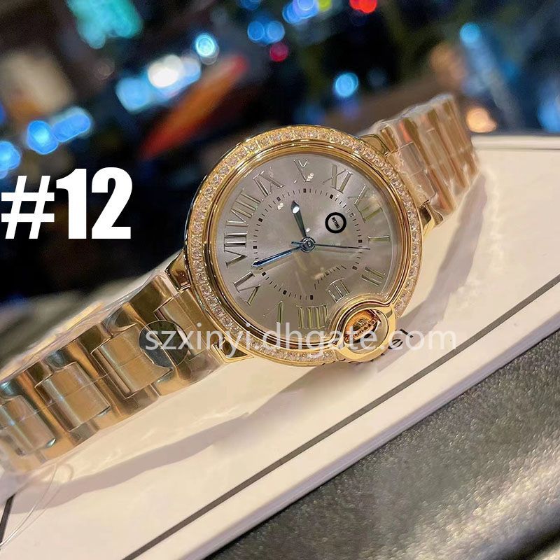 12. [With Diamonds] Gold strap-Gray dial