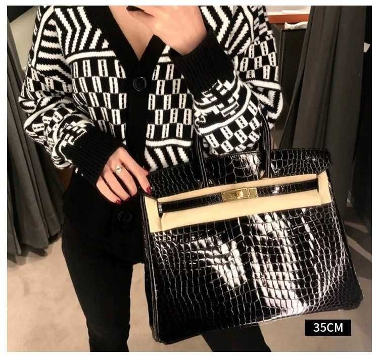 Black Large 35