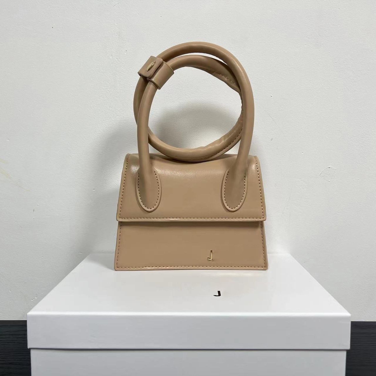 Style E-Khaki 20cm