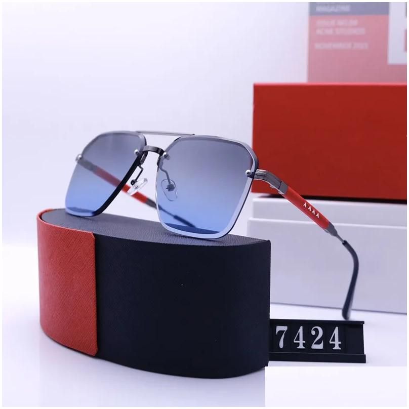 11 Sunglasses +Box