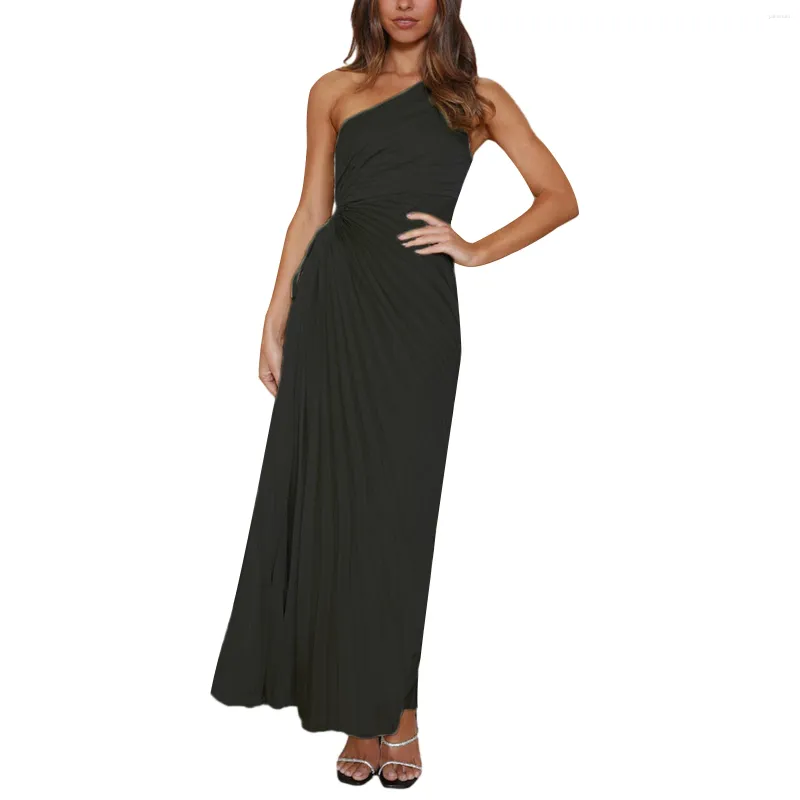 Black pleated-132213