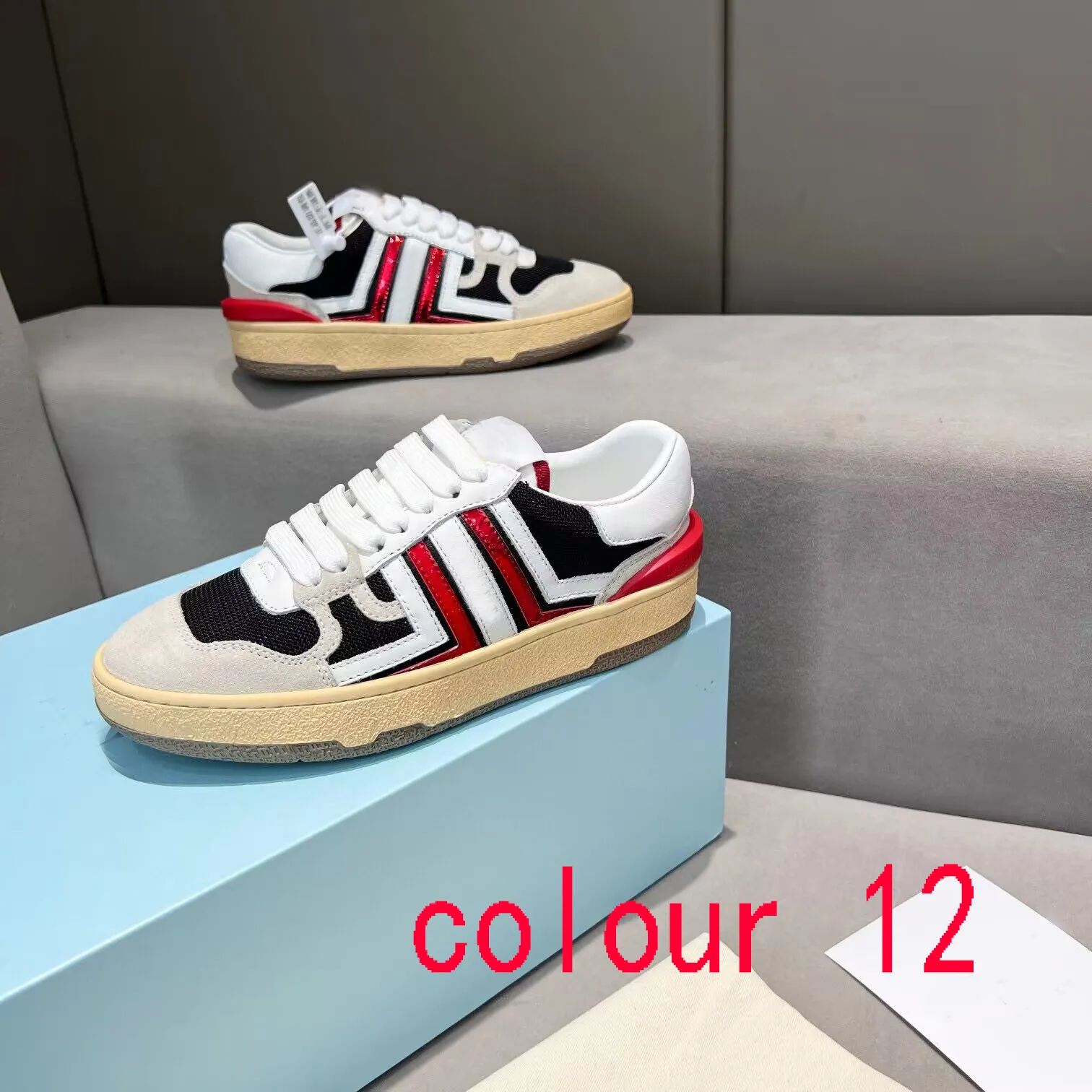 colour 12