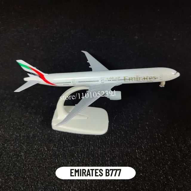 T10. Emirates B777