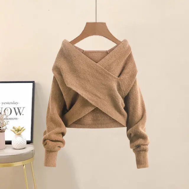 SWEATER 06