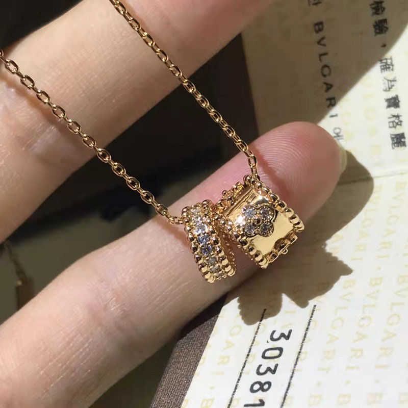 Collana a doppio anello in oro rosa