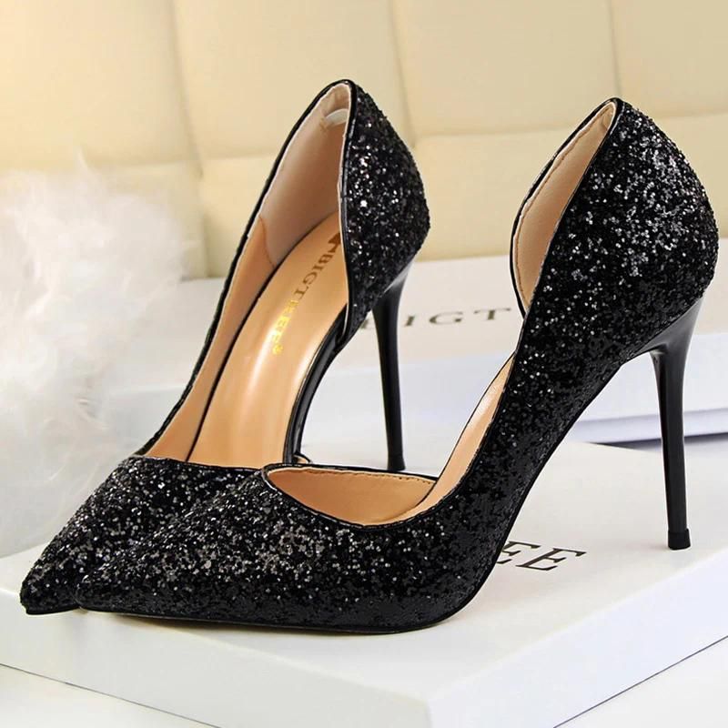 Talons noirs de 9,5 cm