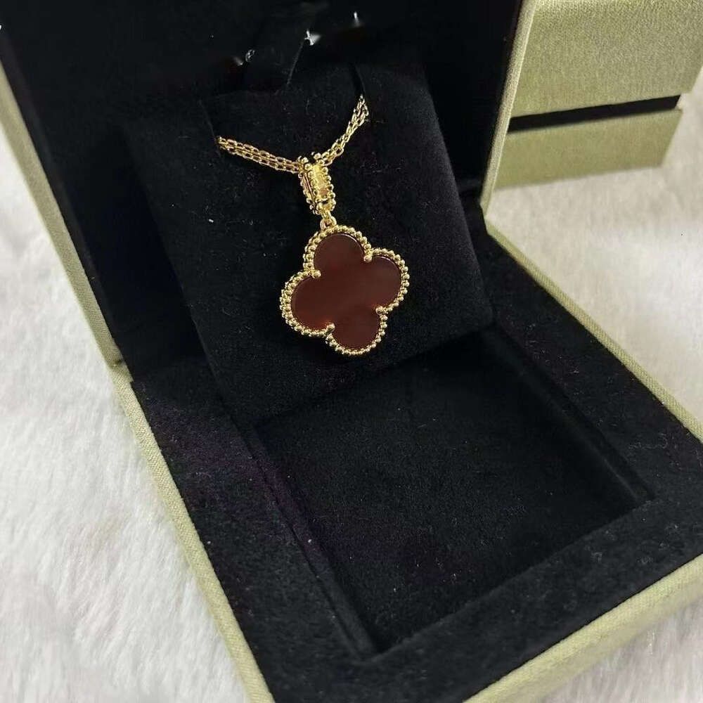 Czerwony Chalcedony - Gold -925