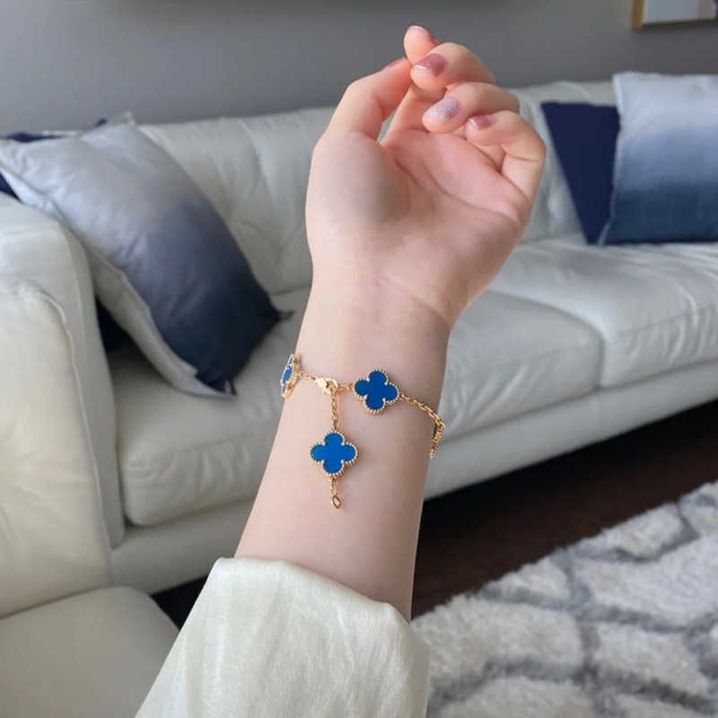 Gold Klein Blue Five Flower Bracelet