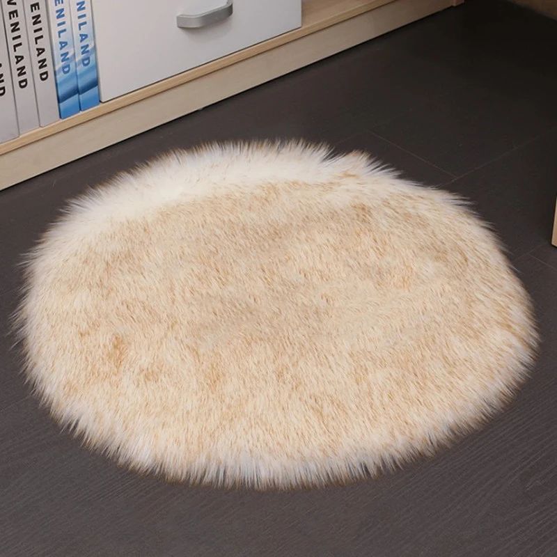 Colore: peluche bianco marrone