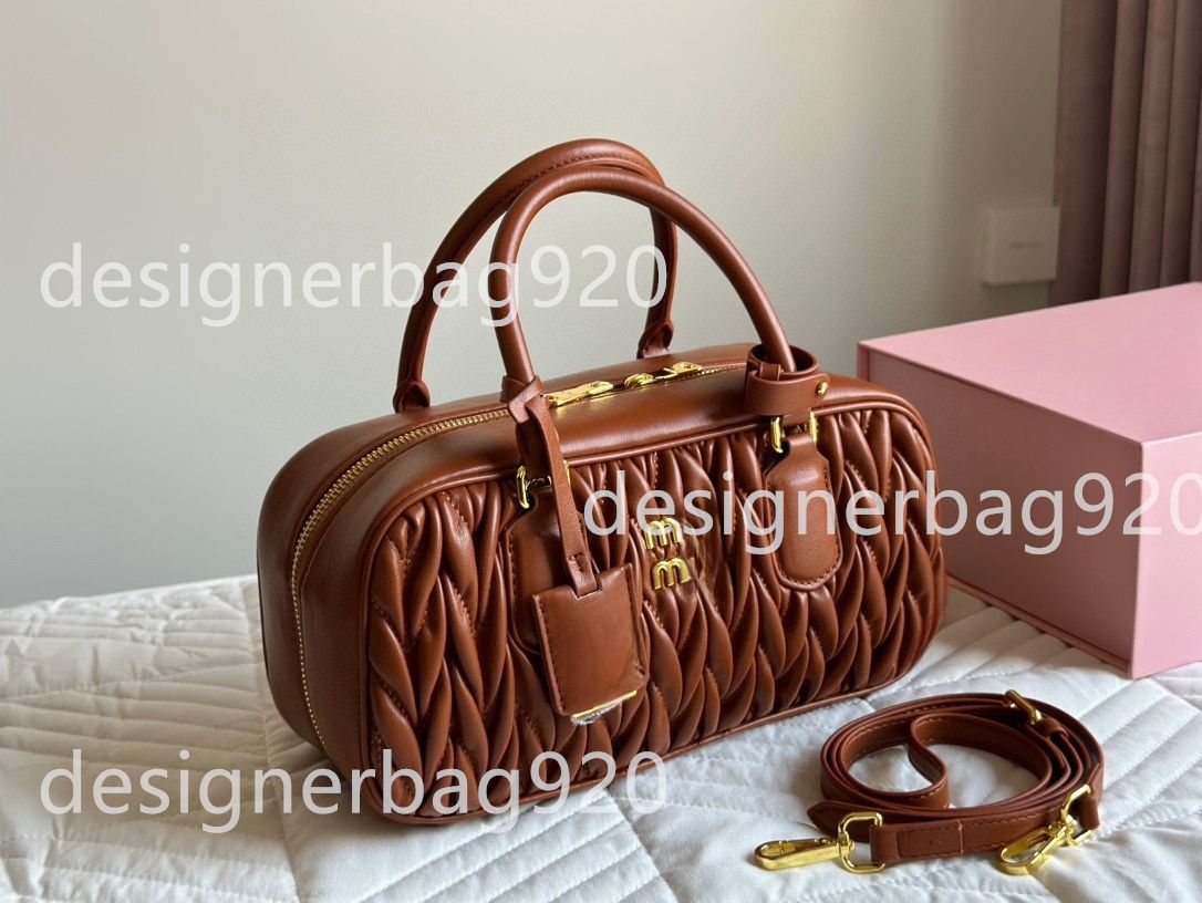 brown 29*15cm