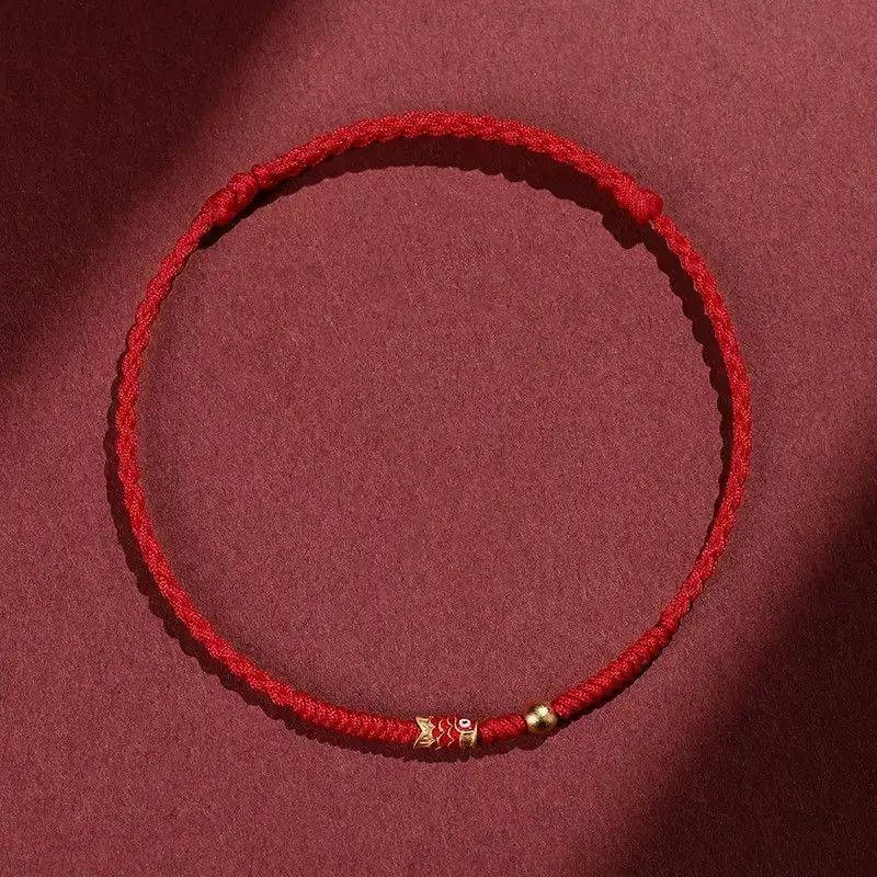 宝石の色：調整可能な赤いロープ
